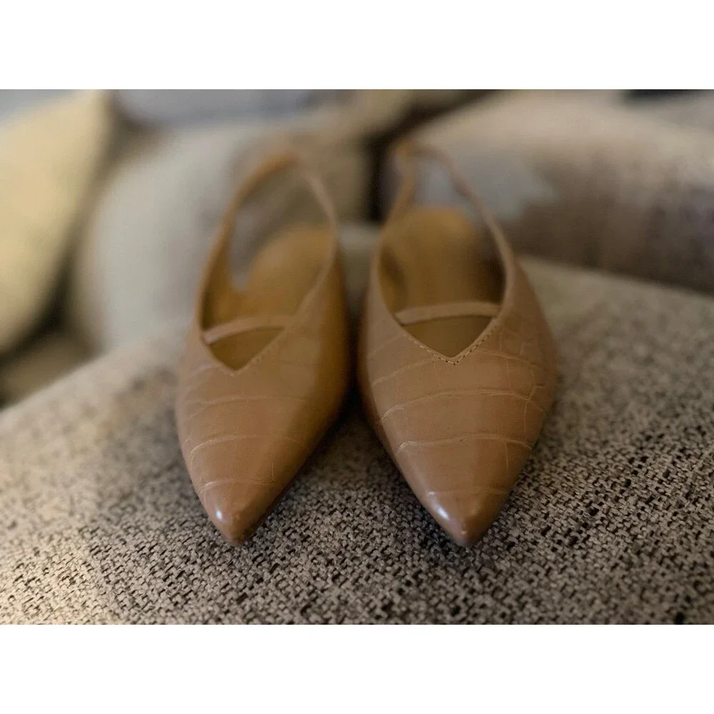Express Crocodile  Vintage style Embossed Pointed Toe Slingback Flats Size 7